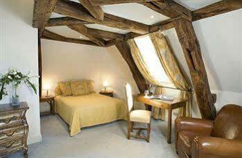 Castel De Tres Girard - & Restaurant - Teritoria 4*